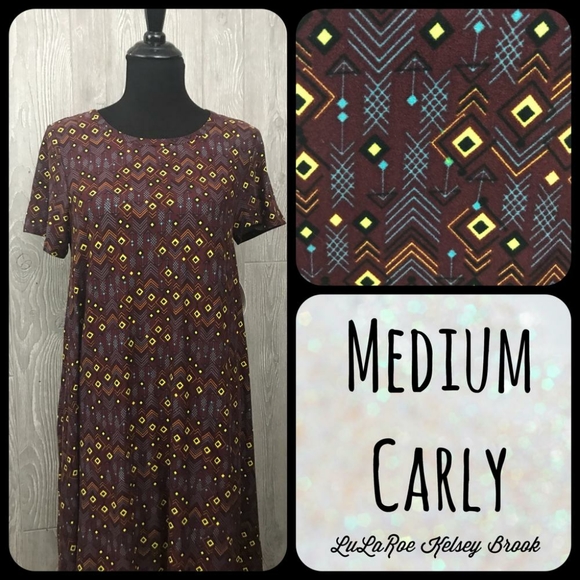 Lularoe Medium Carly - Picture 1 of 1